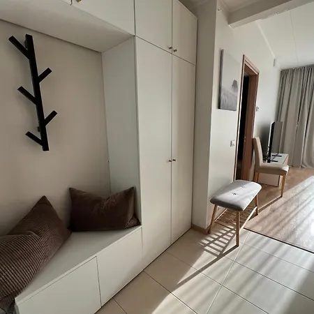 Korter Riia 22 *